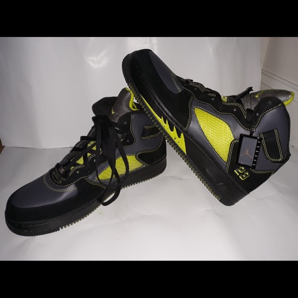 Size 13 Jordan’s. - Picture 1 of 8